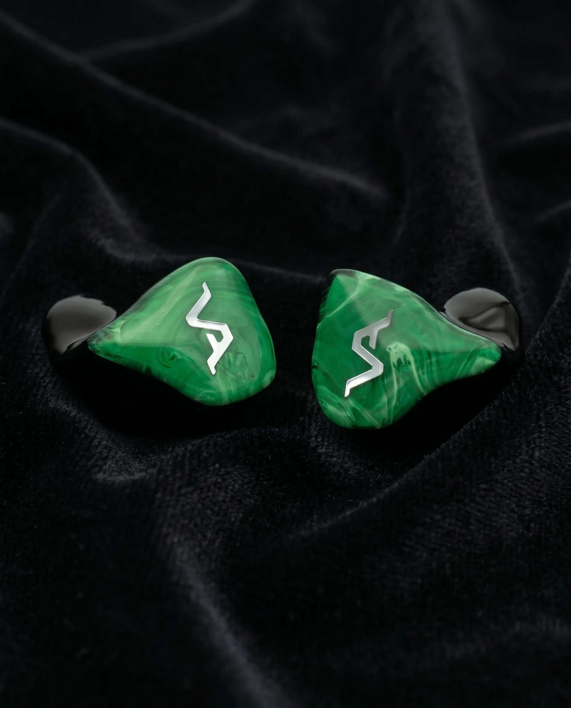 Bespoke Apex — verdant marble pair