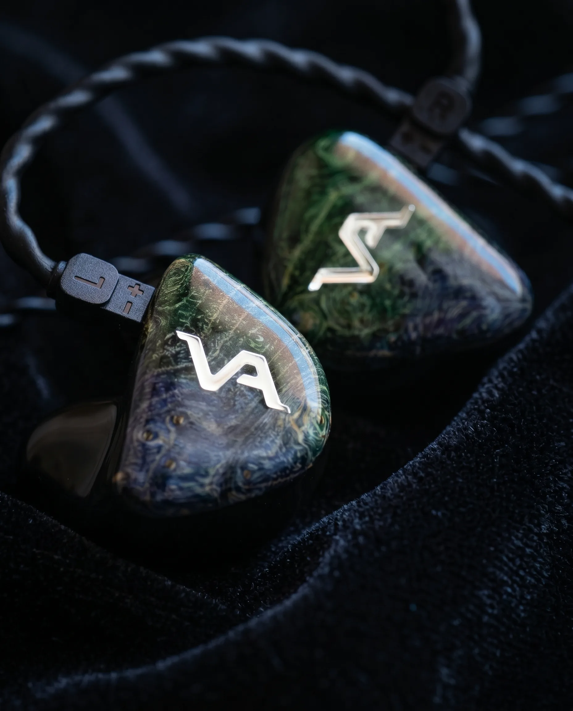 Bespoke Apex — burl and green marble